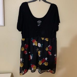 Torrid Flowy Super Soft Top